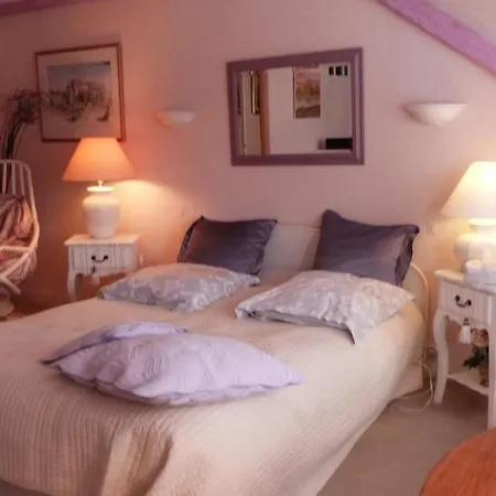 Le Jardin De Marie-jeanne Bed & Breakfast